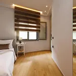 Jolly Suites